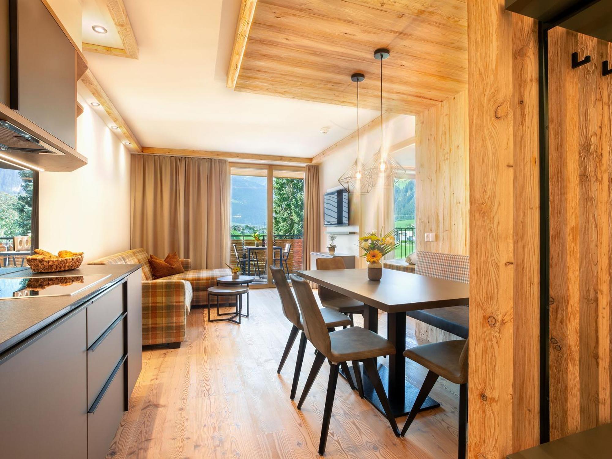 Alpin Apartments Mayrhofen Bagian luar foto