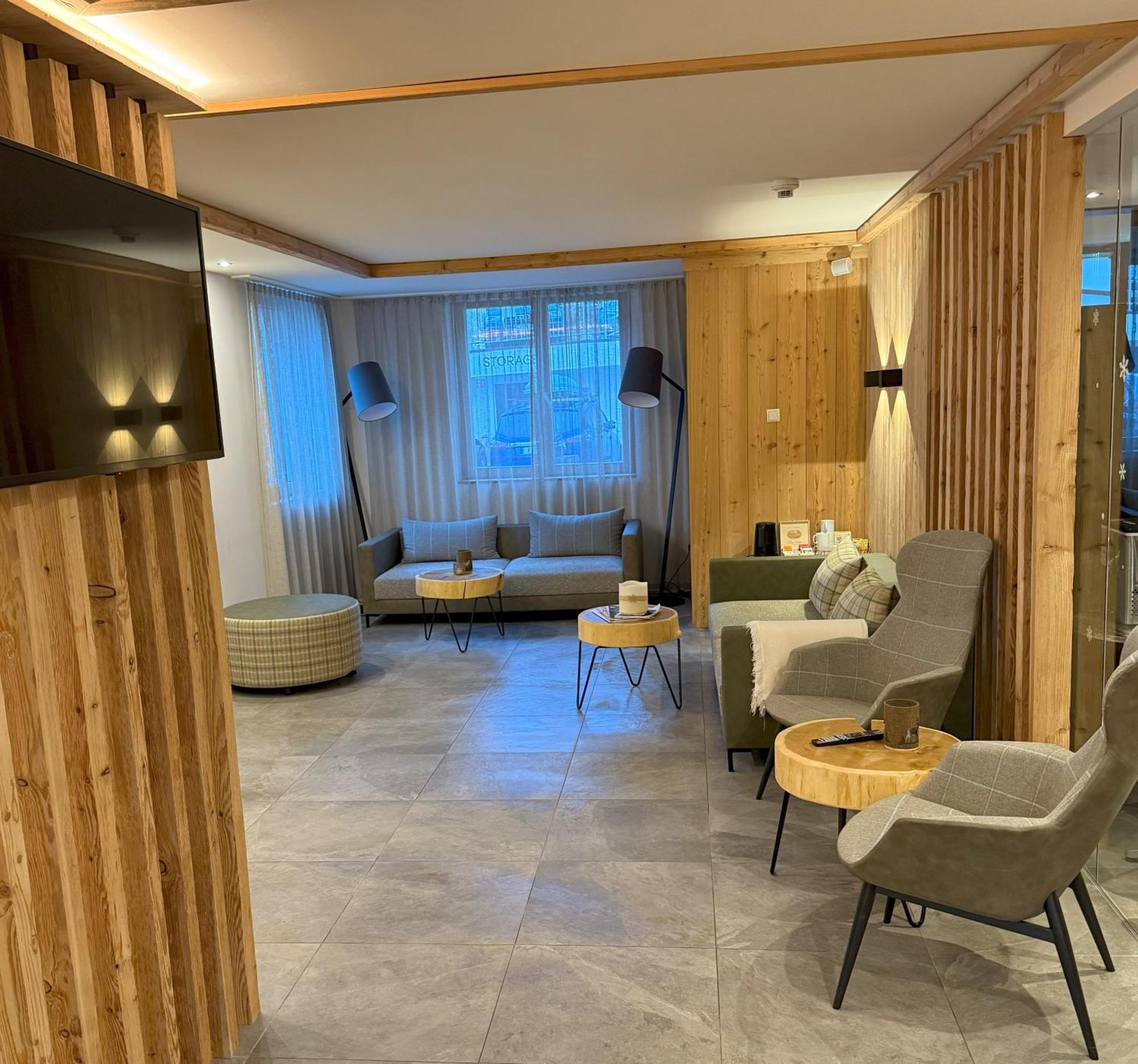 Alpin Apartments Mayrhofen Bagian luar foto